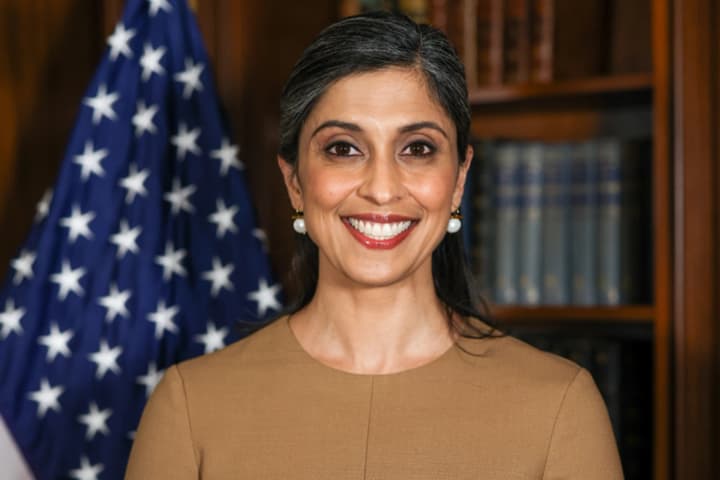 Дружину віцепрезидента США Венса помітили без обручки під час офіційного заходу