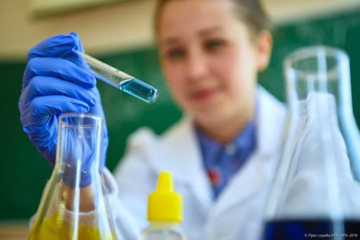 Наука отримує ресурси, а бізнес — технологічні рішення: в Україні хочуть запустити проєкт спільних наукових досліджень