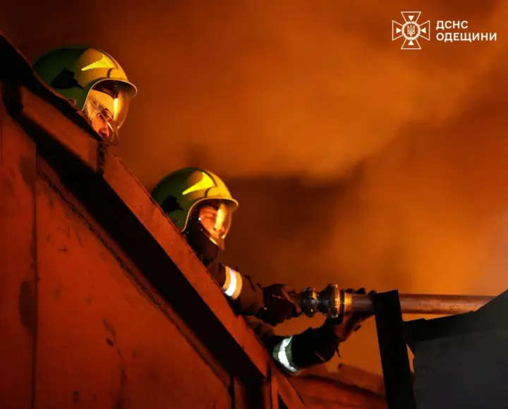 росія знову атакувала енергетику на Одещині дронами: показали наслідки