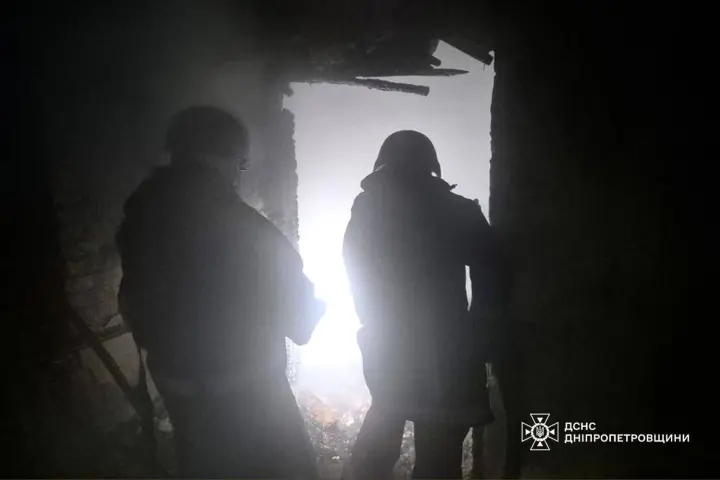 Дронова атака рф на Павлоград забрала життя людини, 4 постраждалих: показали наслідки