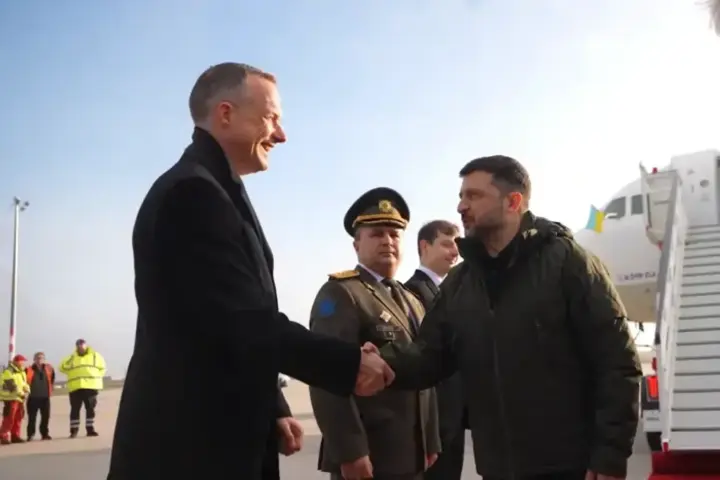 Zelenskyy arrived in Germany for a meeting with the American delegation