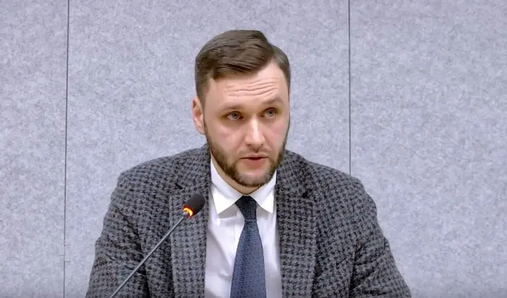 Конфликт интересов в НАПК? Жена главы Агентства Павлущика работает в компании экс-заместителя директора НАБУ Углавы, который имеет статус обличителя