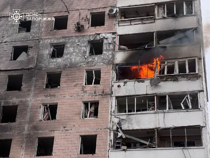 Число пострадавших от вражеской атаки на Запорожье продолжает расти: показали последствия