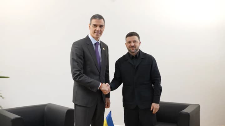 Зеленський зустрівся з премʼєр-міністром Іспанії Санчесом: стало відомо, про що говорили