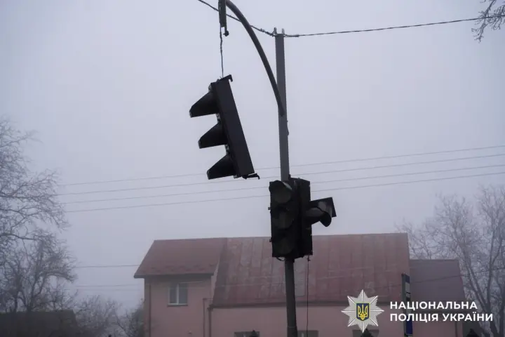 На трассе Киев-Чоп столкнулись восемь автомобилей: есть пострадавшие