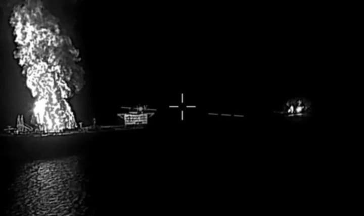 Дроны ГУР поразили морской нефтяной терминал "таманьнефтегаз" в краснодарском крае рф