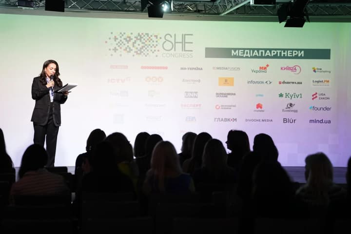 Решительная. Настоящая. Неравнодушная - ключевые истории и инсайты SHE Congress 2025