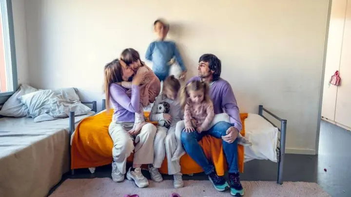 Switzerland has already deported about 100 Ukrainians: a large family from Kharkiv is being forced to leave for Lithuania – Le Temps