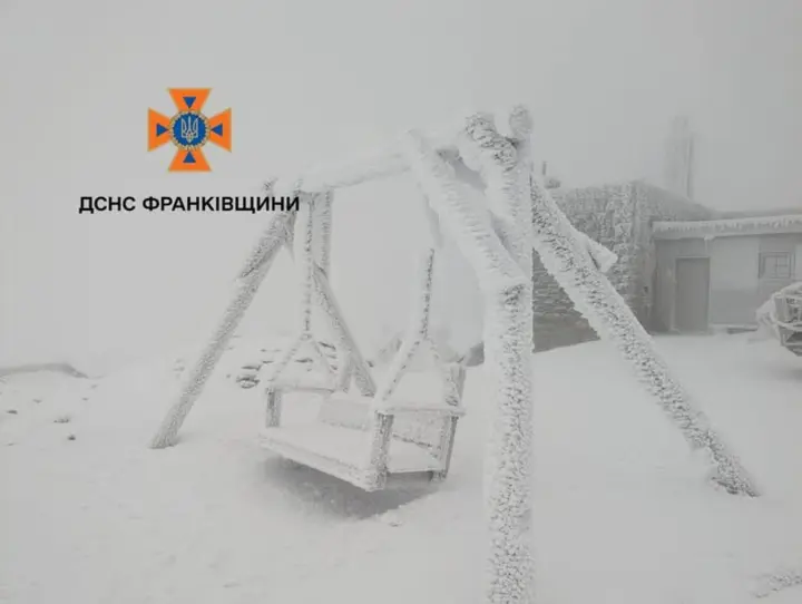 У засніжених Карпатах вдарив 13-градусний мороз