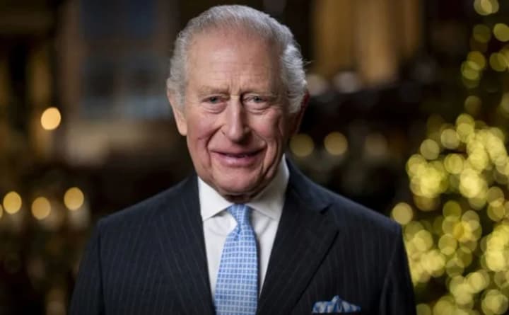 "Щедрик" в финале: король Карл III завершил рождественское обращение украинской песней