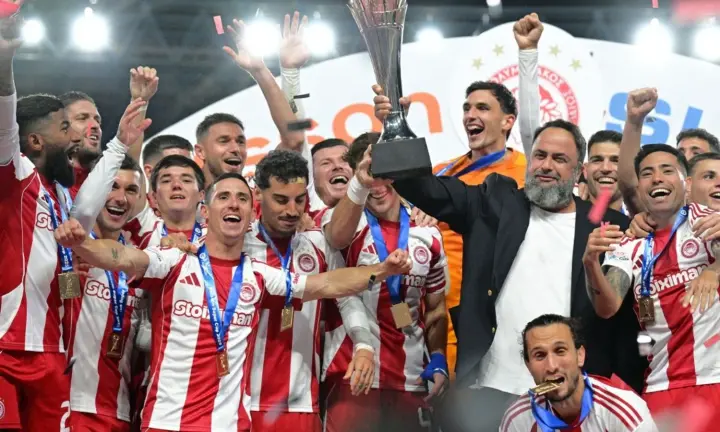 Роман Яремчук выиграл Суперкубок Греции с "Олимпиакосом"