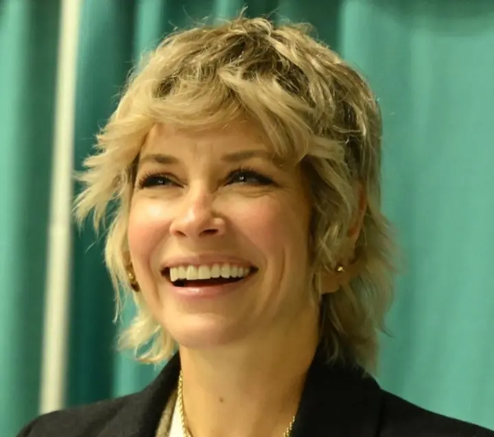 Эванджелин Лилли сообщила о повреждении мозга после падения на пляже