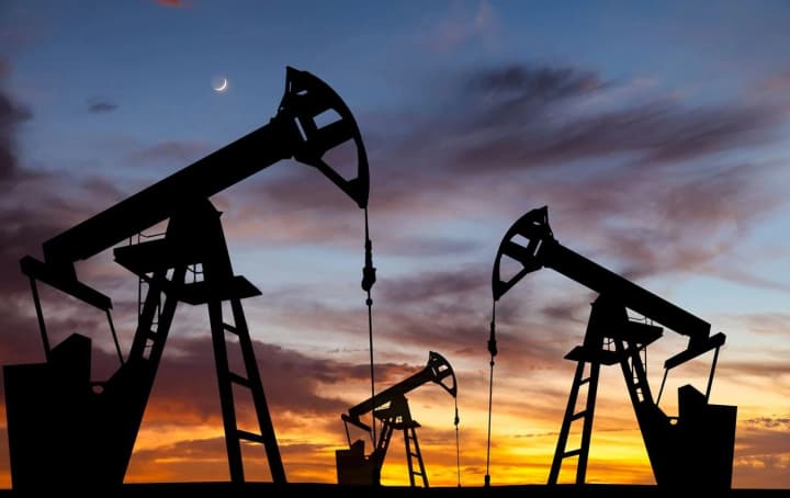 Russian oil production sharply declined in December due to US sanctions and Ukrainian attacks - Bloomberg