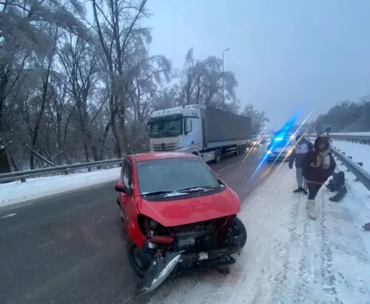 ДТП на Київщині 11 січня: частково перекрито рух на трасі Київ - Одеса