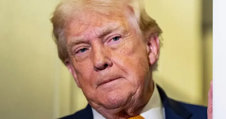 Трамп розглядає можливість військових дій проти Ірану - CNN