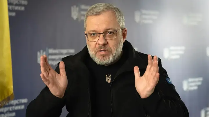 Halushchenko stated in court that he could find "20-30 million" for bail