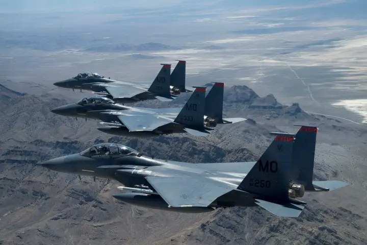 Кувейтська ППО помилково збила три американські винищувачі F-15 в інциденті з "дружнім вогнем" - командування США