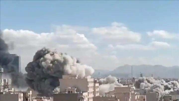 У Катарі припиняють виробництво СПГ після атаки іранських дронів, по регіону повідомляють про нові удари і перехоплені безпілотники