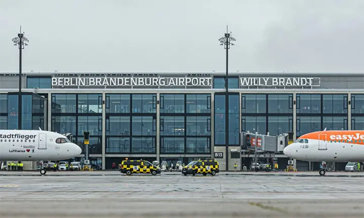 Berlin Airport to cancel all flights on March 18 due to strike