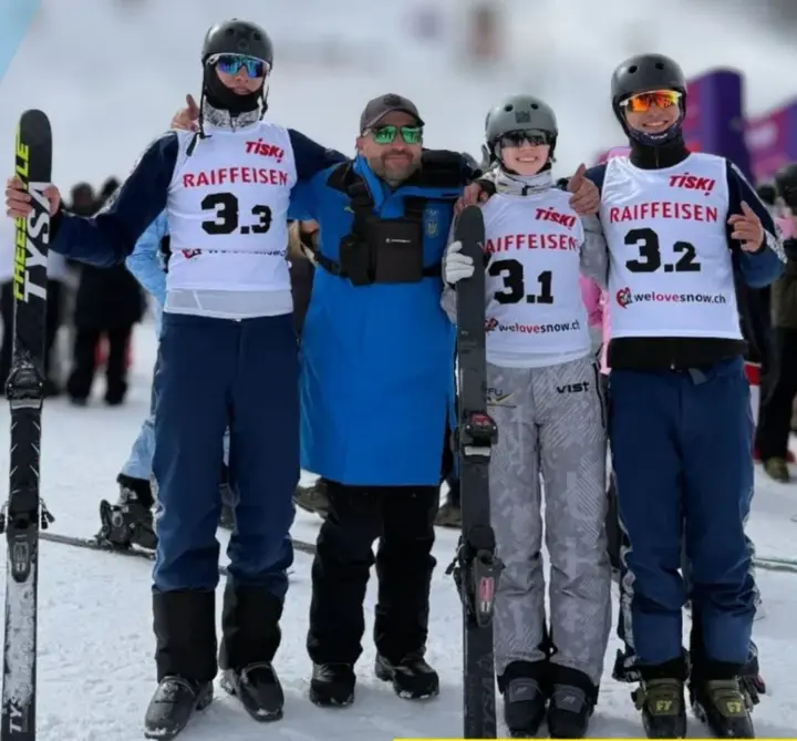 Украинские лыжные акробаты завоевали золото на юниорском чемпионате мира