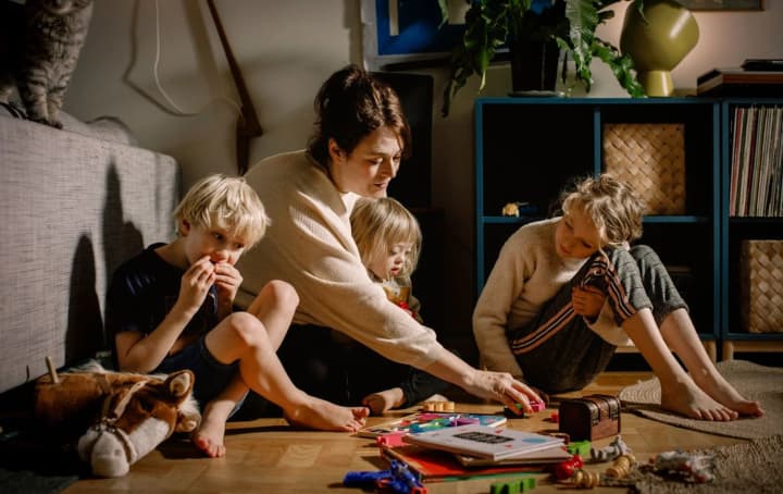 Льготы многодетным семьям в 2026 году – что предусмотрено законом и как их оформить