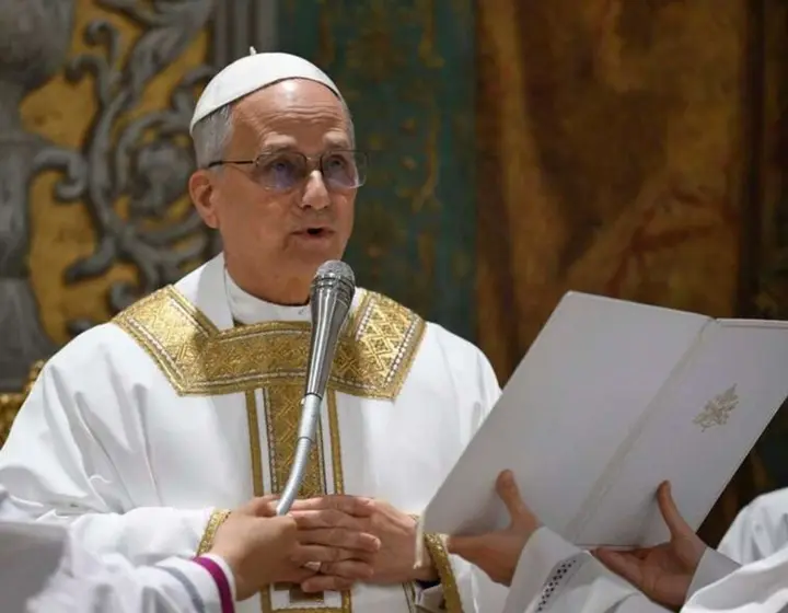 Бог відкидає молитви лідерів, які розв’язують війни - Папа Лев XIV