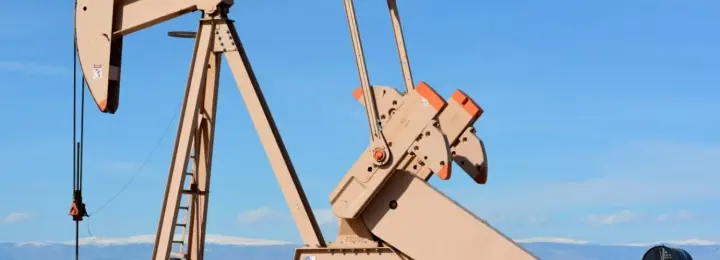 Russian oil exports collapsed due to drone strikes that paralyzed Baltic ports - Bloomberg