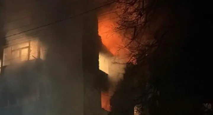 Атака на Харьковскую область: российский дрон попал в пятый этаж жилого дома в Чугуеве