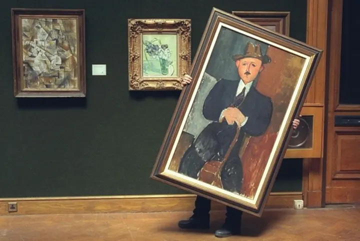 After 11 years of court proceedings, an heir has recovered a Modigliani painting confiscated during the Nazi occupation.