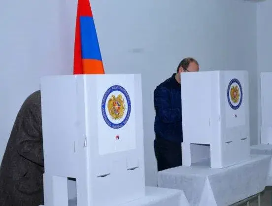 "Fateful" parliamentary elections kick off in Armenia