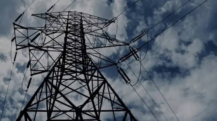 В Україні знеструмлено дев'ять областей внаслідок ворожих обстрілів та негоди