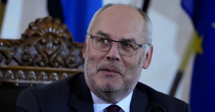 Каріс закликав посилити санкції проти російської енергетики та не допустити повернення рф у міжнародний спорт