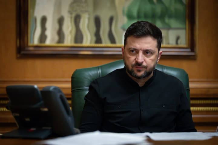 росія атакувала 11 областей України майже 530 дронами та ракетами за неповні три доби - Зеленський