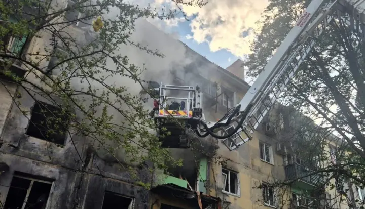 Кількість постраждалих у Павлограді через БПЛА рф зросла до п'яти - двох людей врятували