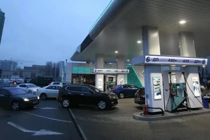 Дефіцит бензину в росії дістався Сибіру та Далекого Сходу - ЗМІ