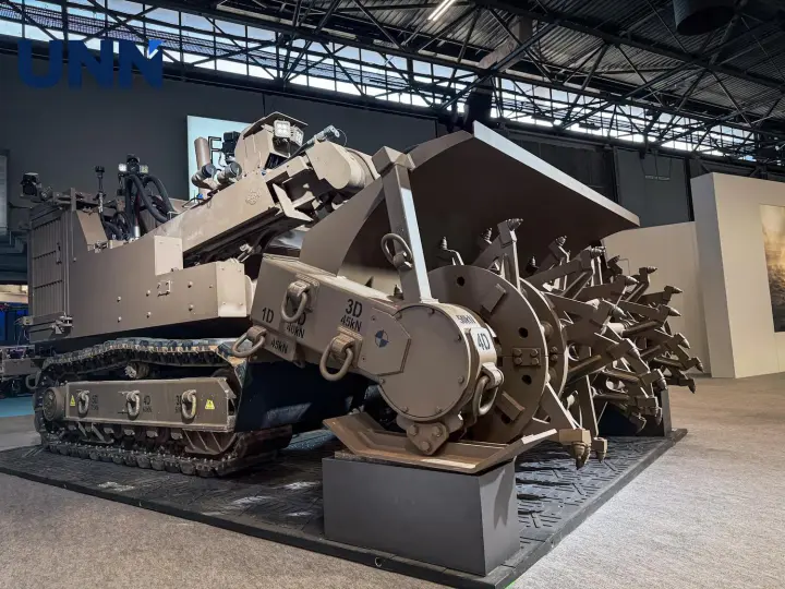 У Парижі стартувала найбільша виставка озброєння Eurosatory-2026: дивіться ексклюзивні кадри