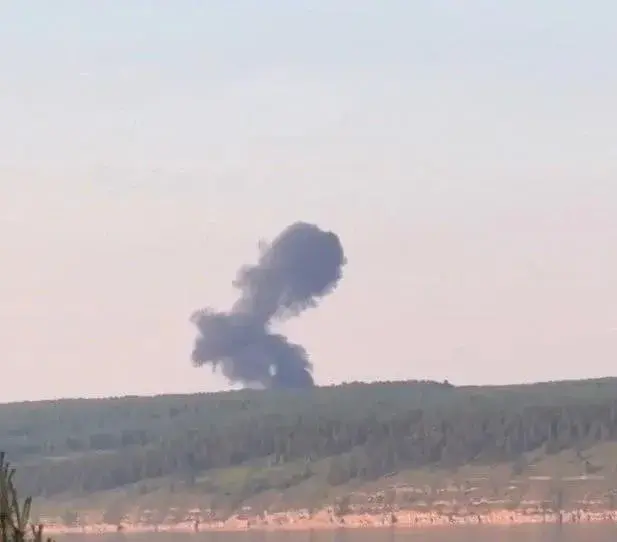 Strategic Tu-22M3 bomber crashes in Russia