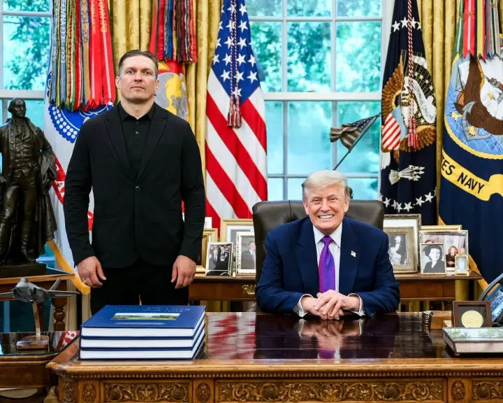 Усик розкрив подробиці знайомства з Дональдом Трампом у Білому домі