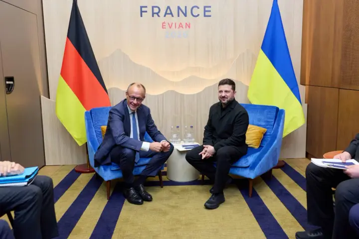 Zelenskyy and Merz discussed defense support for Ukraine and the steps necessary to achieve peace