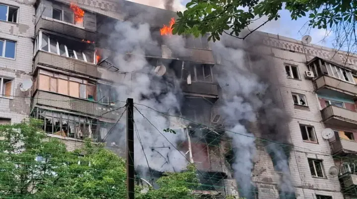 Russia struck a high-rise building in Kramatorsk - four people wounded