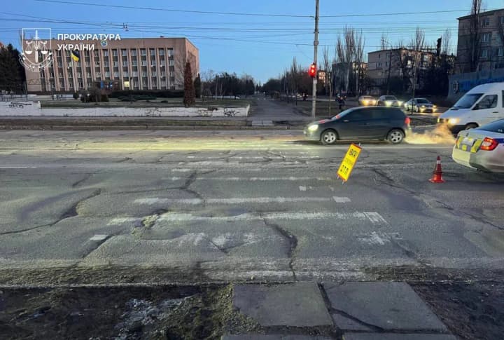 В больнице умер 12-летний мальчик, которого в феврале сбила на переходе судья в Кривом Роге