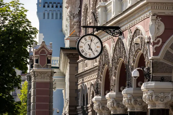 NBU maintains key policy rate at 15% again and is ready to raise it