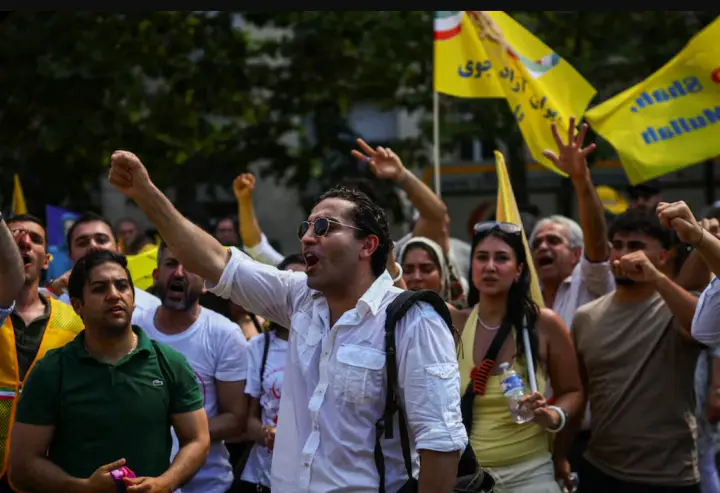 In Paris, 20 participants of a protest against executions in Iran were detained after the rally was banned