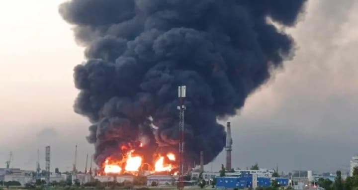 У Криму пролунала серія вибухів, атаковано ТЕС та прикордонну службу фсб - ЗМІ