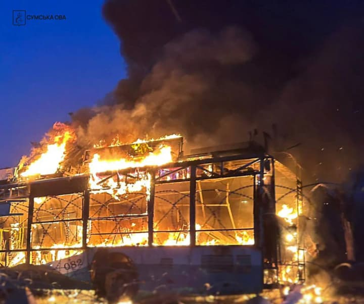 After a KAB strike on the Sumy community, doctors are fighting for the life of a trolleybus driver