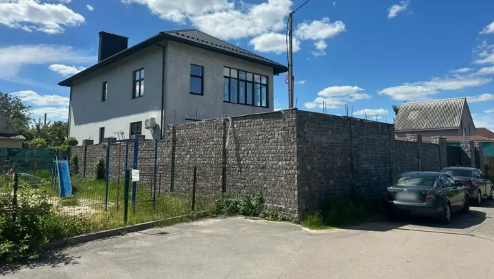Did not declare UAH 9.6 million - Deputy Director of Kyivzelenbud notified of suspicion
