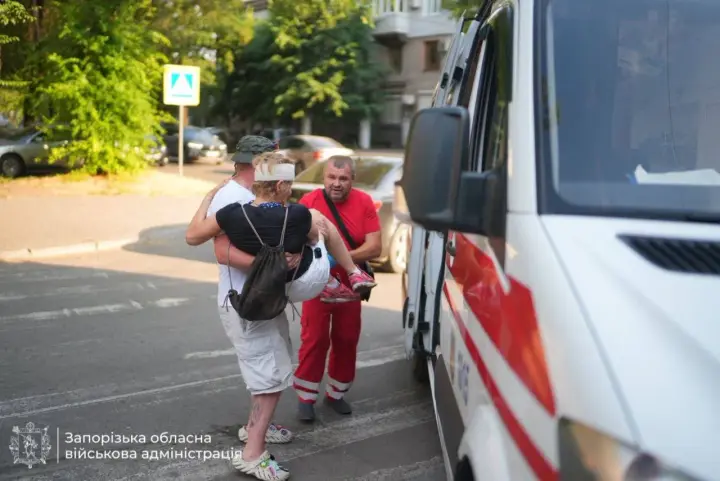 The Russian army attacked Zaporizhzhia: two people killed, seven more wounded
