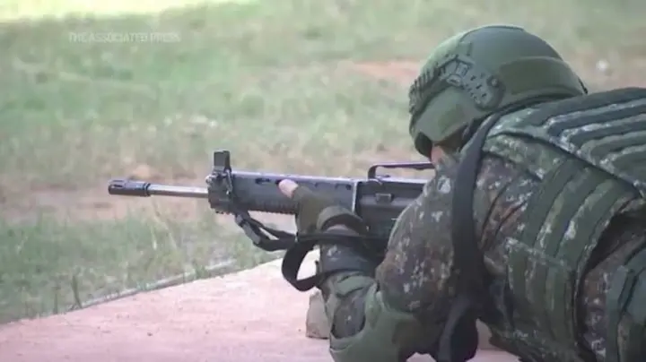 Тайвань відновлює "антикомуністичні" заняття для випускників військових академій