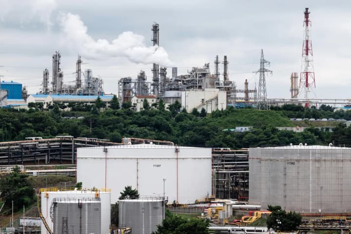 Oil prices fell after OPEC+ decision to increase production