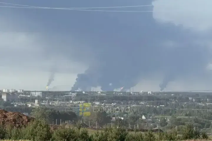 Zelenskyy on new strikes on Russian oil refineries: Ukrainian long-range sanctions today reached 1,500 km from the front line